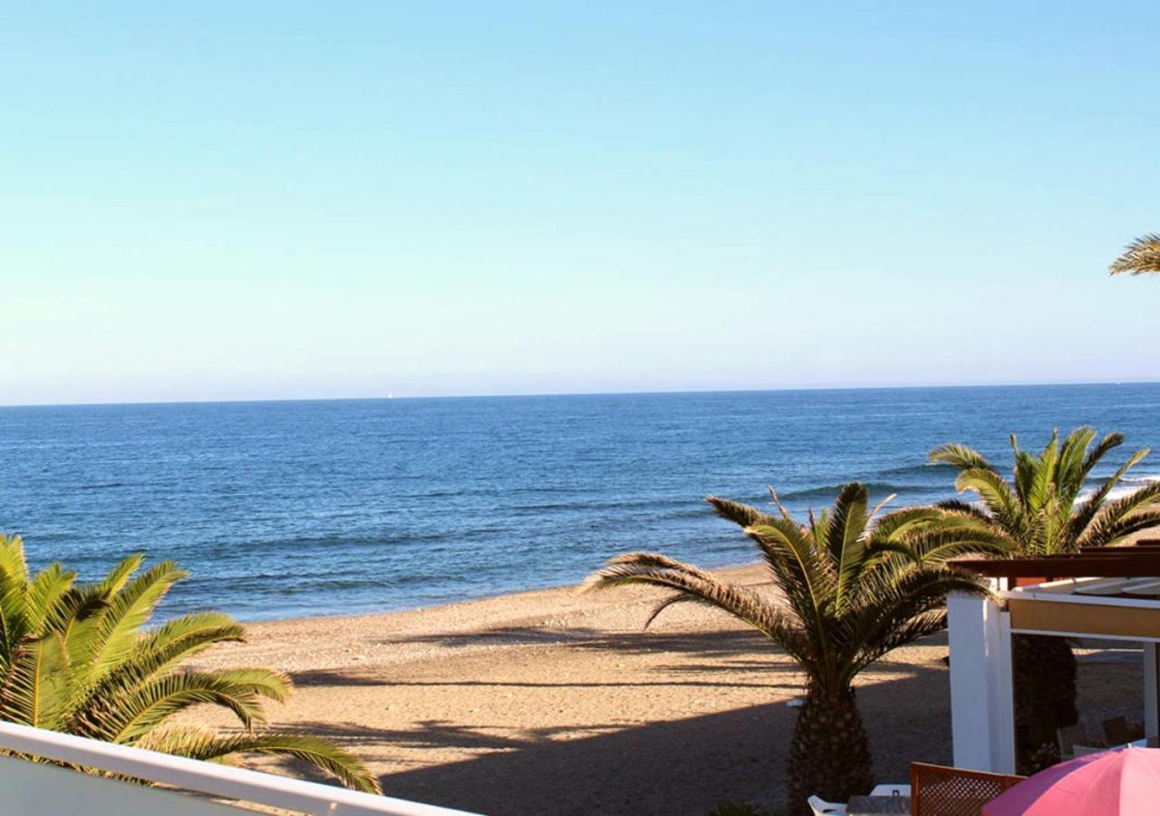 Habitación Doble con vistas laterales al mar - 1 o 2 camas